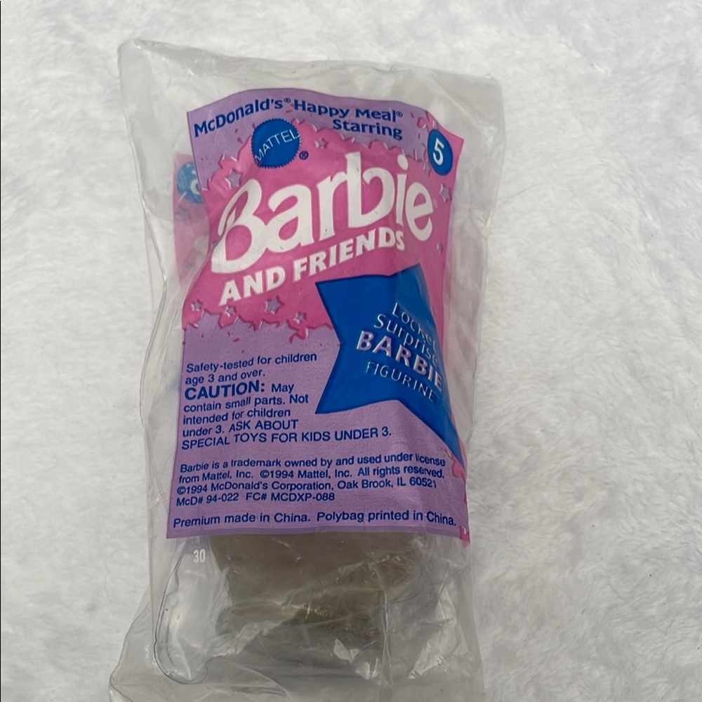 McDonalds Happy Meal #5 BARBIE & Friends Locket Surprise Barbie Figure 1994 New